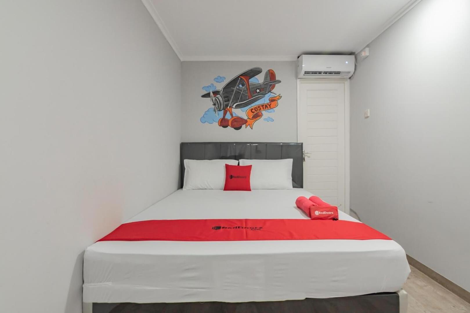 Reddoorz Plus Near Lembang Park & Zoo ภายนอก รูปภาพ
