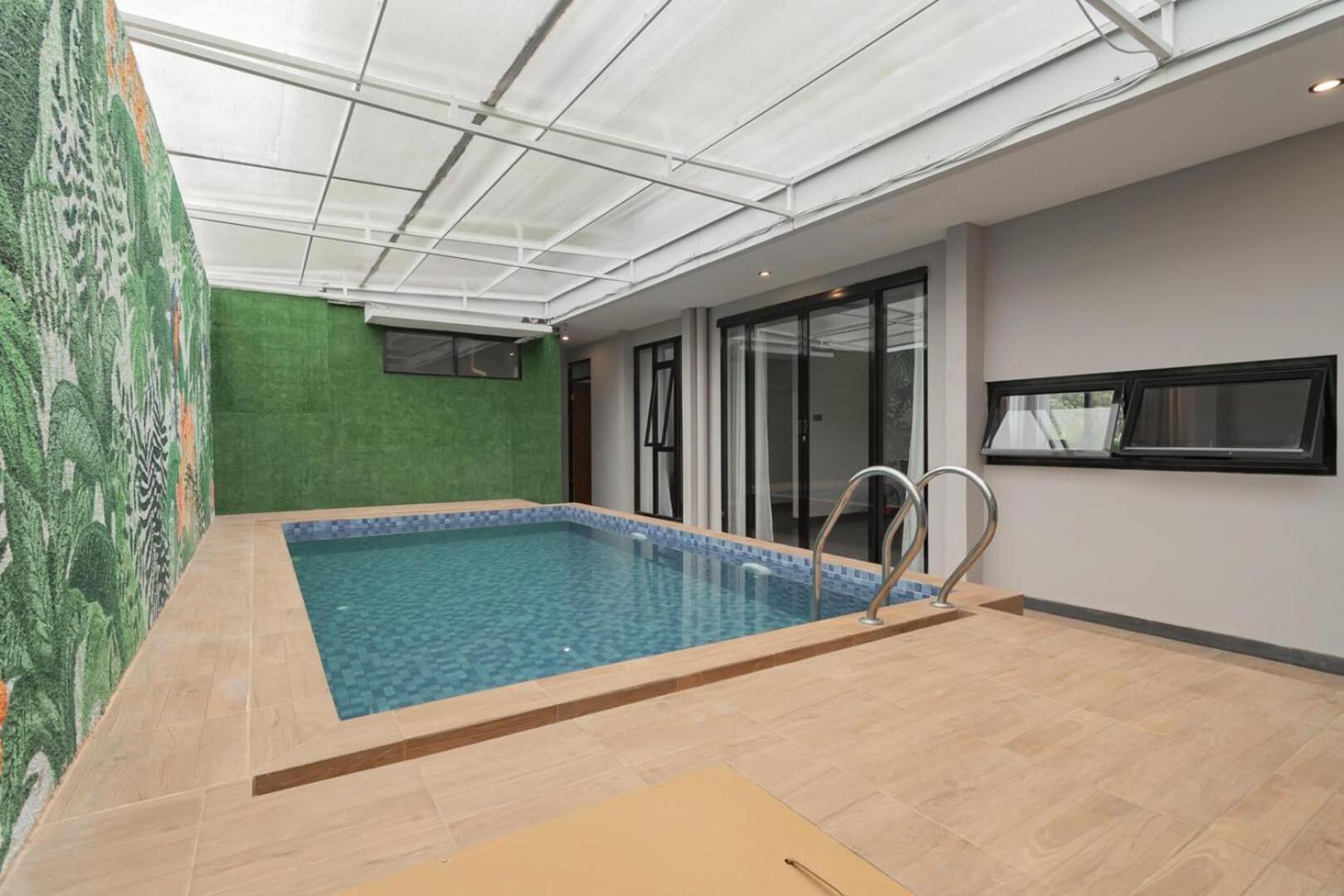 Reddoorz Plus Near Lembang Park & Zoo ภายนอก รูปภาพ