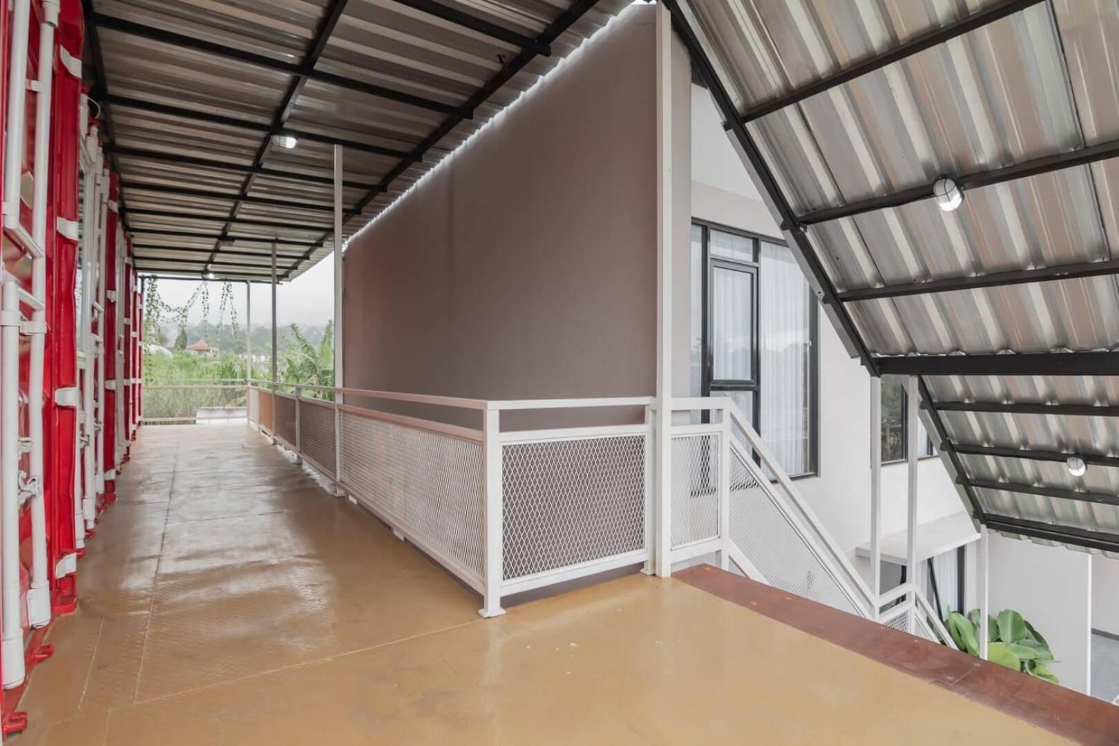 Reddoorz Plus Near Lembang Park & Zoo ภายนอก รูปภาพ